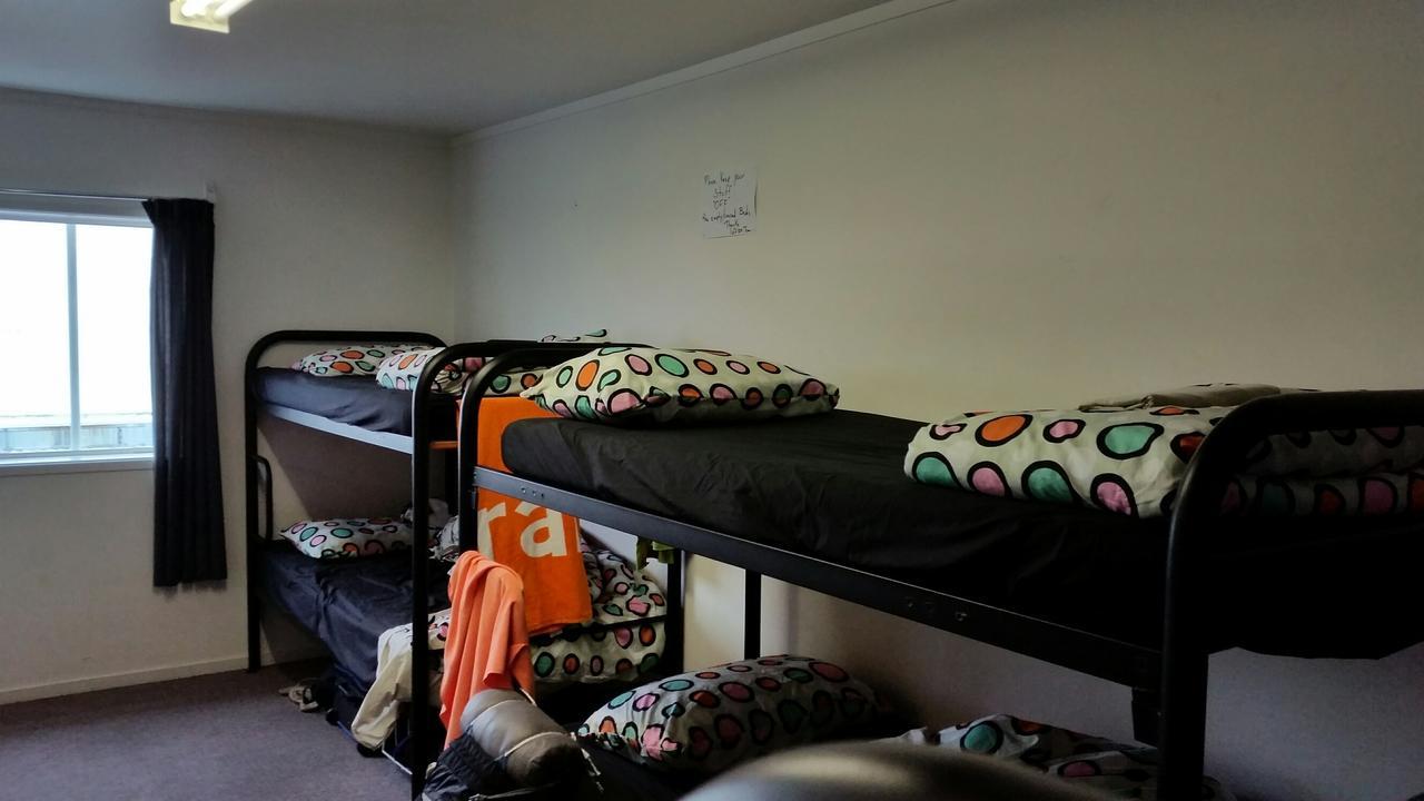 Loft 109 Backpackers Hostel Тауранга Экстерьер фото