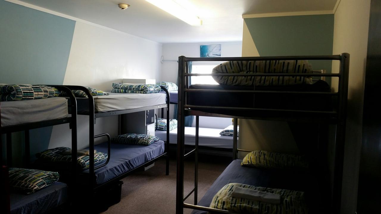 Loft 109 Backpackers Hostel Тауранга Экстерьер фото